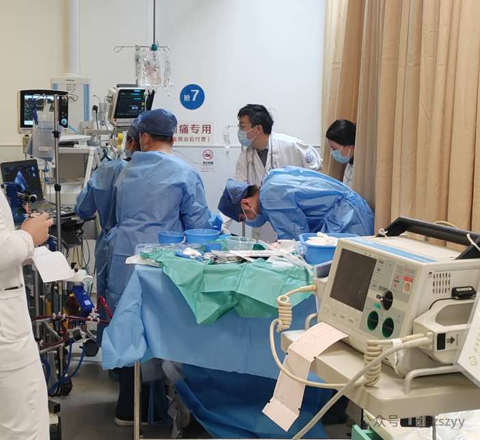  回杭州堵了19小时，女子一下车突然倒地昏迷！一夜连发两起，都差点没命！医生紧急提醒 新闻