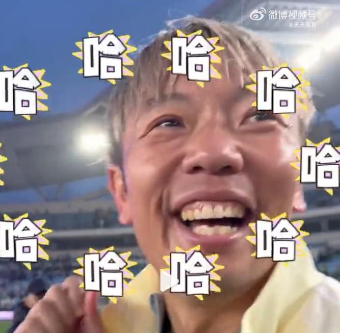 超级杯夺冠,张稀哲赛后调侃:啤酒呢?雪花啤酒呢? 新闻