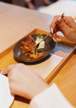 天味食品年报披露后；利润下滑背景下，高比例分红引关注。