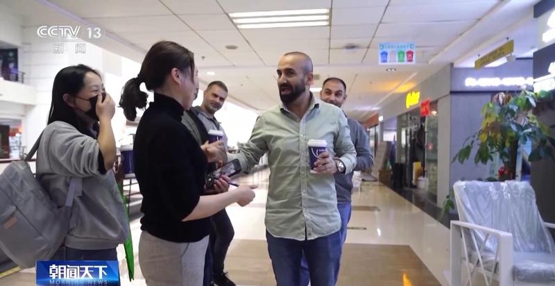  春风拂面，义乌商贸城活力迸发；全球采购商纷至沓来。 新闻 春风拂面，义乌商贸城活力迸发；全球采购商纷至沓来。 新闻 春风拂面，义乌商贸城活力迸发；全球采购商纷至沓来。 新闻