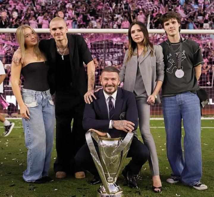  当孩子渴望特权：一位父亲在光环背后的真实育儿经 教育招生