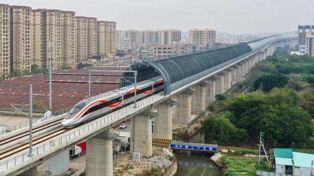 【跨境医疗服务体系深度剖析】+【中国医院建立全球竞争力与服务壁垒的战略逻辑】 企业服务