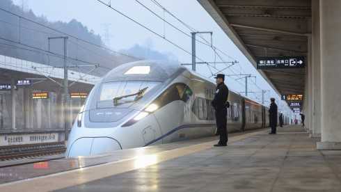  钢轨断裂引发的技术警示：高铁安全检测体系的深层逻辑 新闻