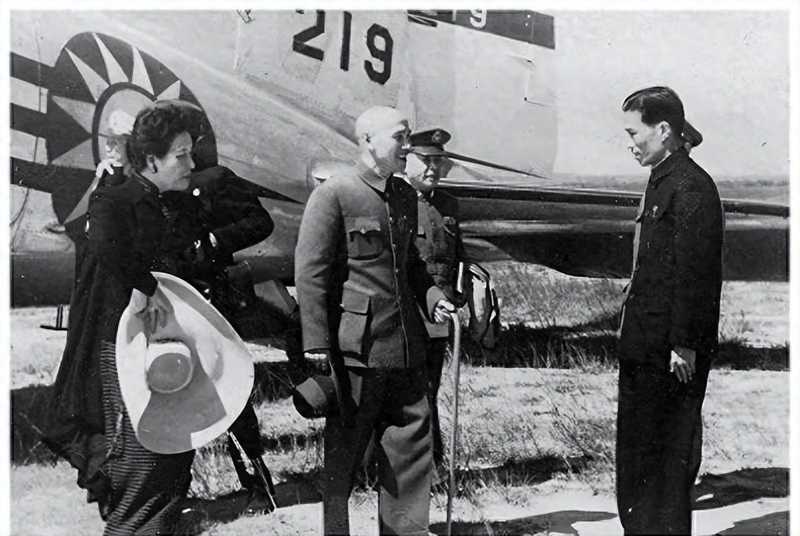  台湾治理困局：蒋介石的制度破局与战略抉择 新闻