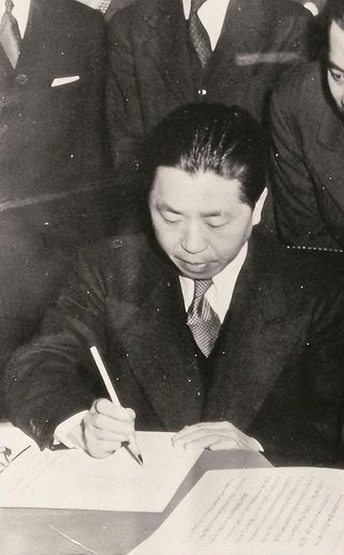  台湾治理困局：蒋介石的制度破局与战略抉择 新闻