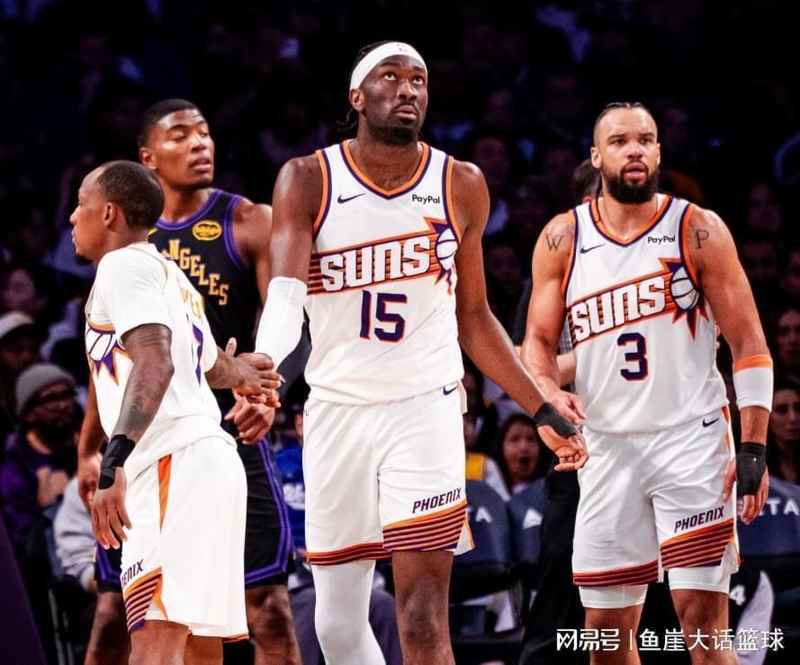  【深度复盘】詹姆斯28+6+12背后：湖人高效体系如何运转？ 体育新闻