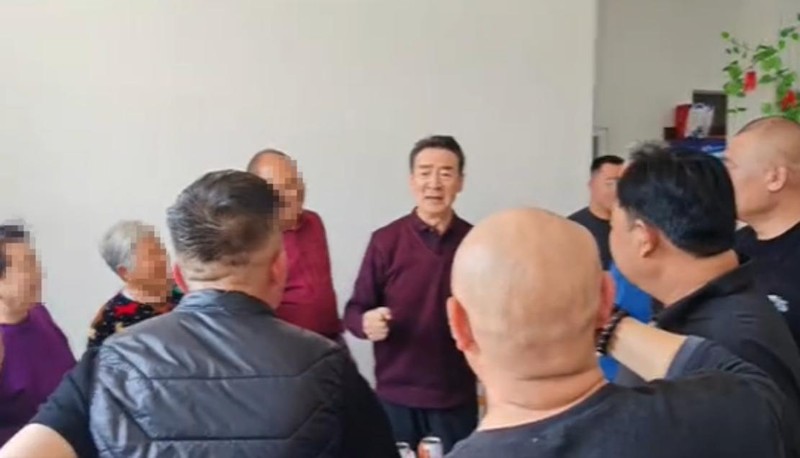  【深度复盘】寇振海71岁祭祖：一位老戏骨的职业生涯方法论与公众形象管理艺术 娱乐新闻